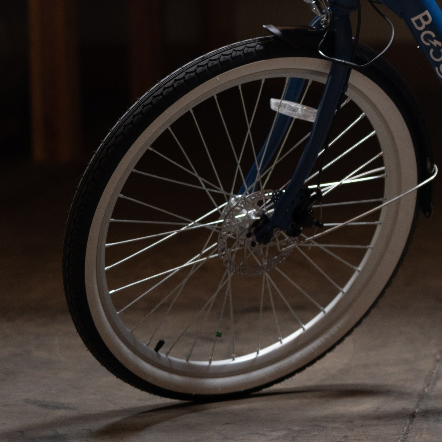 Cruiser Bike Front Wheel with Tire